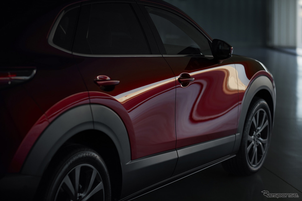 マツダ CX-30《写真提供 マツダ》