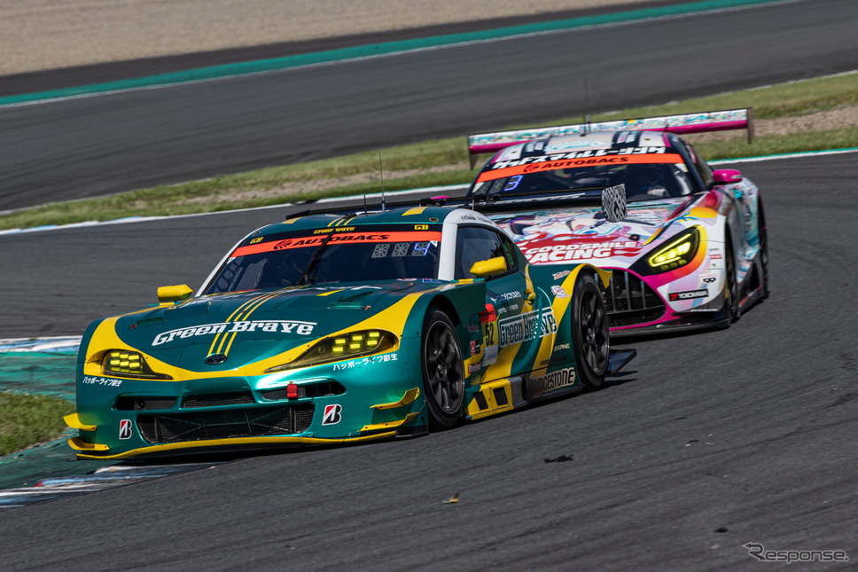 GT300クラス3位の#52 埼玉トヨペットGB GR Supra GT（吉田広樹／川合孝汰）《撮影 益田和久》