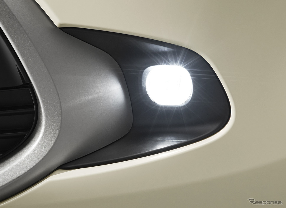 トヨタ アクア 新型、LEDフロントフォグランプ ※Zに標準装備。G、Xにメーカーオプション《写真提供 トヨタ自動車》