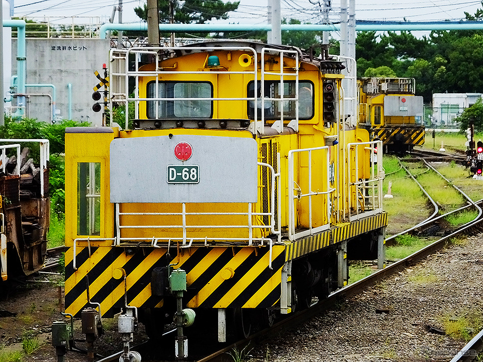 日本製鉄 関西製鉄所和歌山地区で遭遇した形式不明のディーゼル機関車《写真撮影 大野雅人》