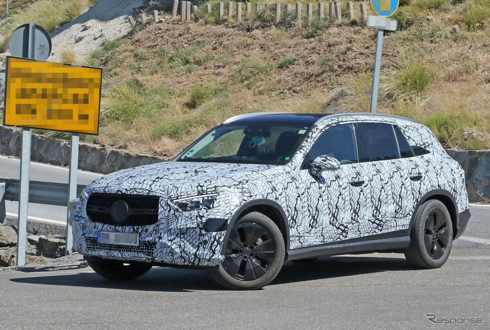 メルセデスベンツ GLC 次期型プロトタイプ(スクープ写真)《APOLLO NEWS SERVICE》