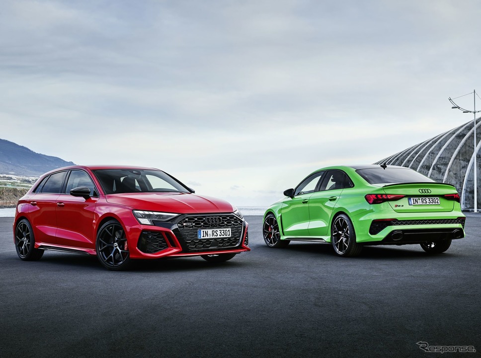 アウディ RS3 スポーツバック 新型と RS3 セダン 新型《photo by Audi》