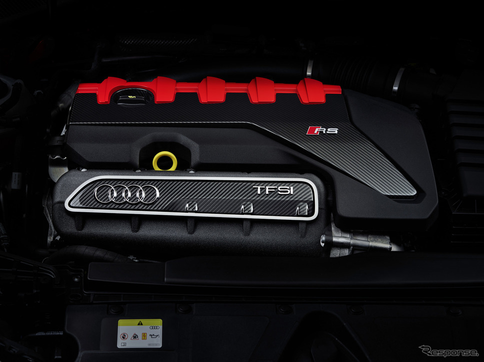 アウディ RS3 スポーツバック 新型《photo by Audi》