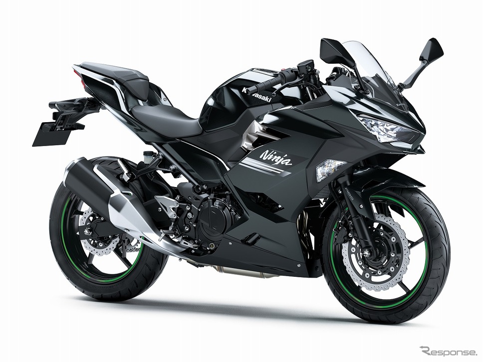 カワサキ Ninja 250《写真提供 カワサキモータースジャパン》