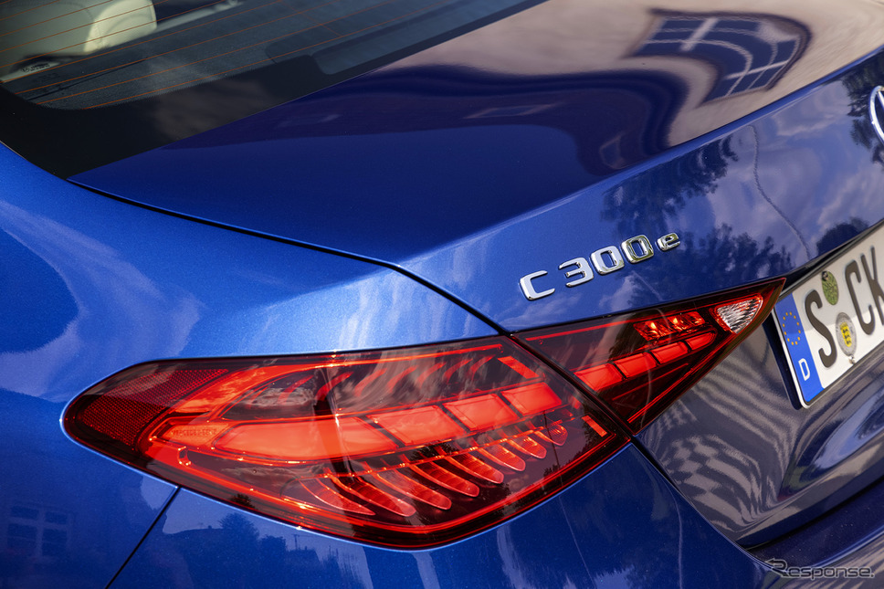 メルセデスベンツ Cクラス 新型(C300e 海外仕様)《photo by Mercedes-Benz》