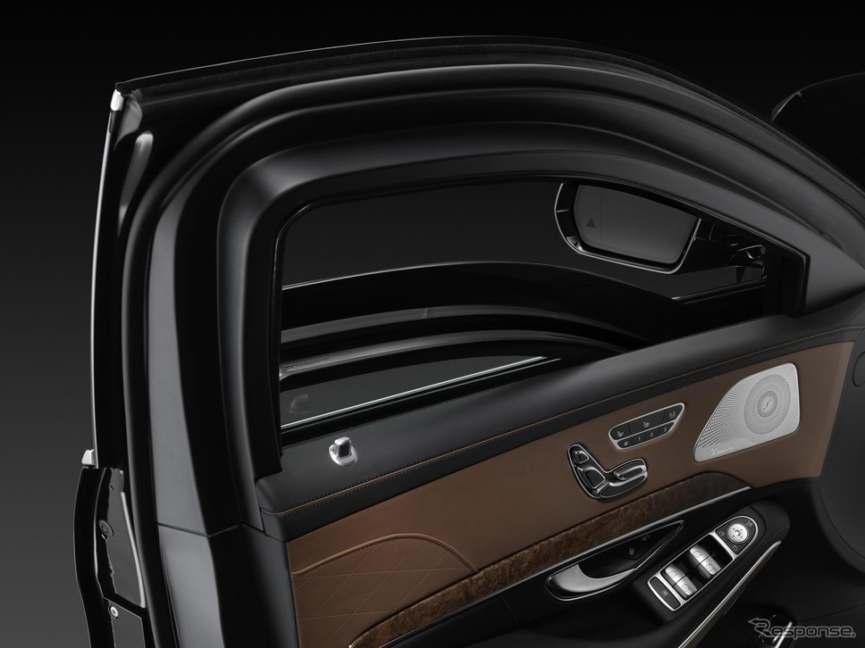 従来型メルセデスベンツ Sクラス の「S600 ガード」(参考)《photo by Mercedes-Benz》
