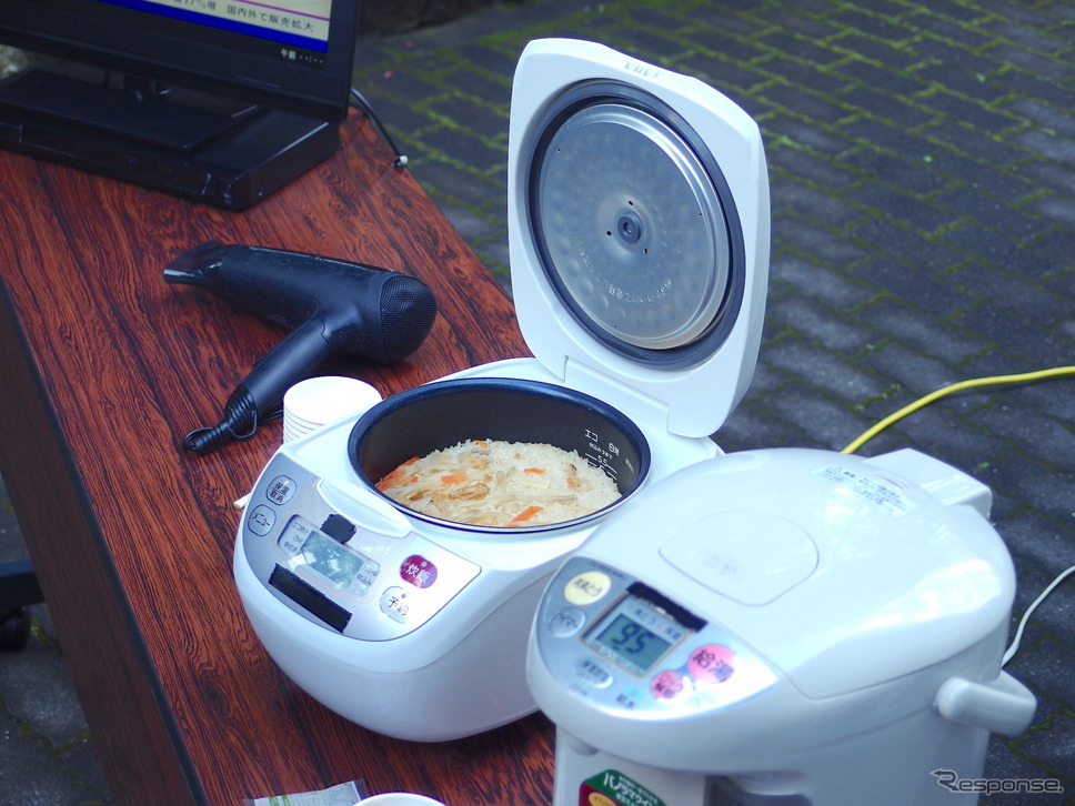 三菱アウトランダーPHEV給電デモ(2019年)《写真撮影 高木啓》