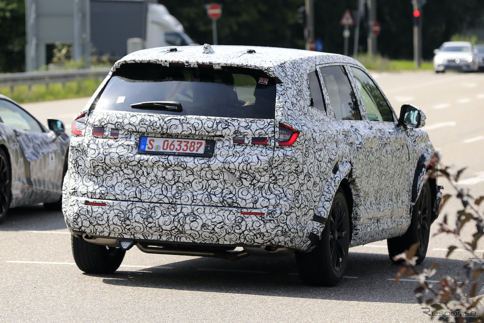 ホンダ CR-V 次期型プロトタイプ(スクープ写真)《APOLLO NEWS SERVICE》