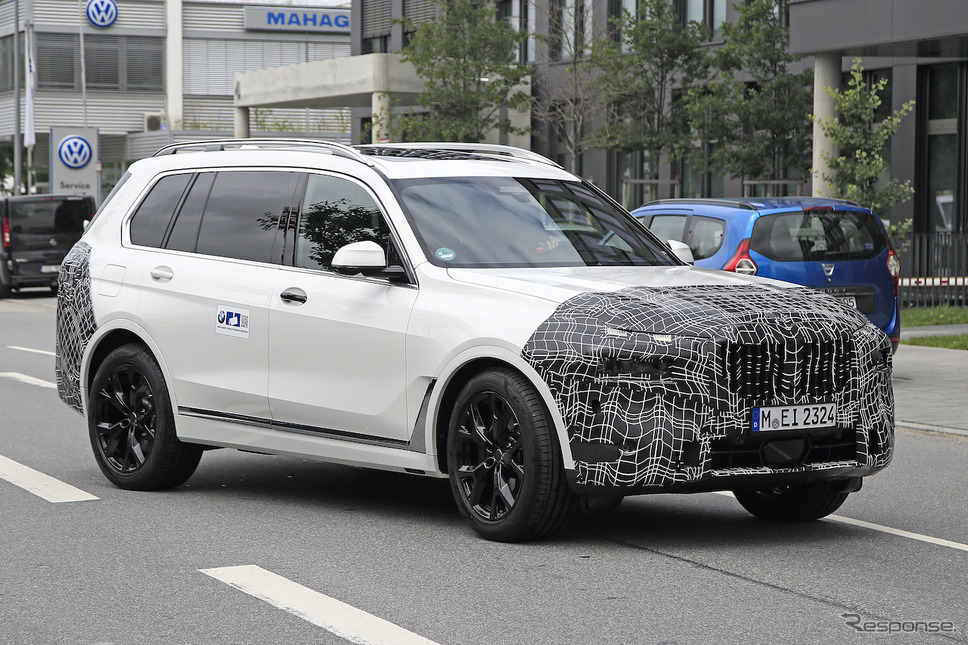 BMW X7 次期型プロトタイプ(スクープ写真)《APOLLO NEWS SERVICE》