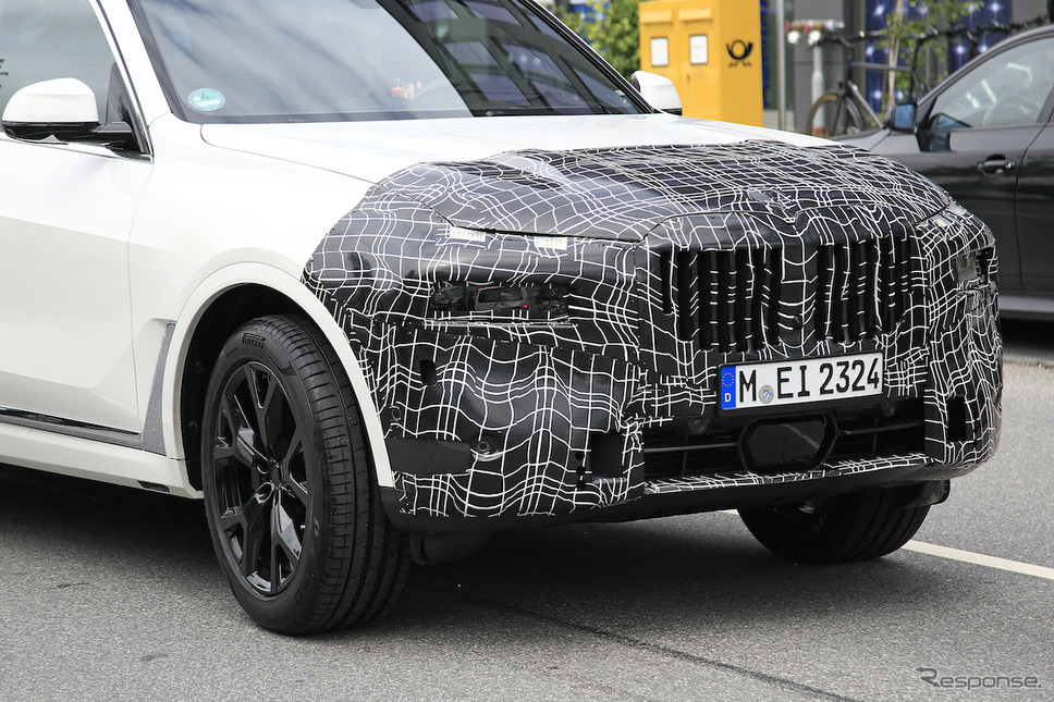 BMW X7 次期型プロトタイプ(スクープ写真)《APOLLO NEWS SERVICE》