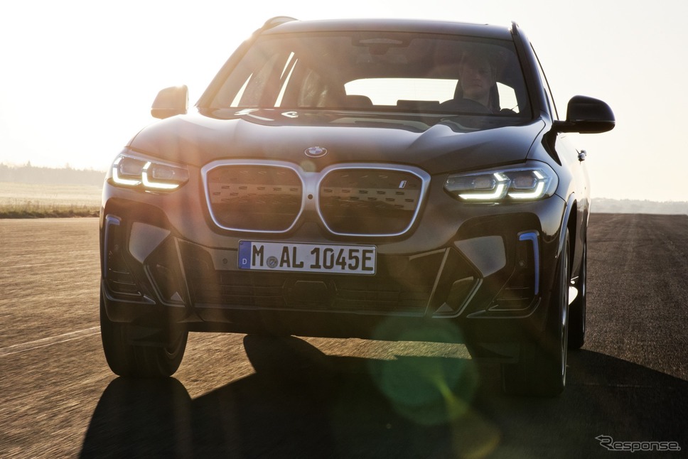 BMW iX3 改良新型《photo by BMW》