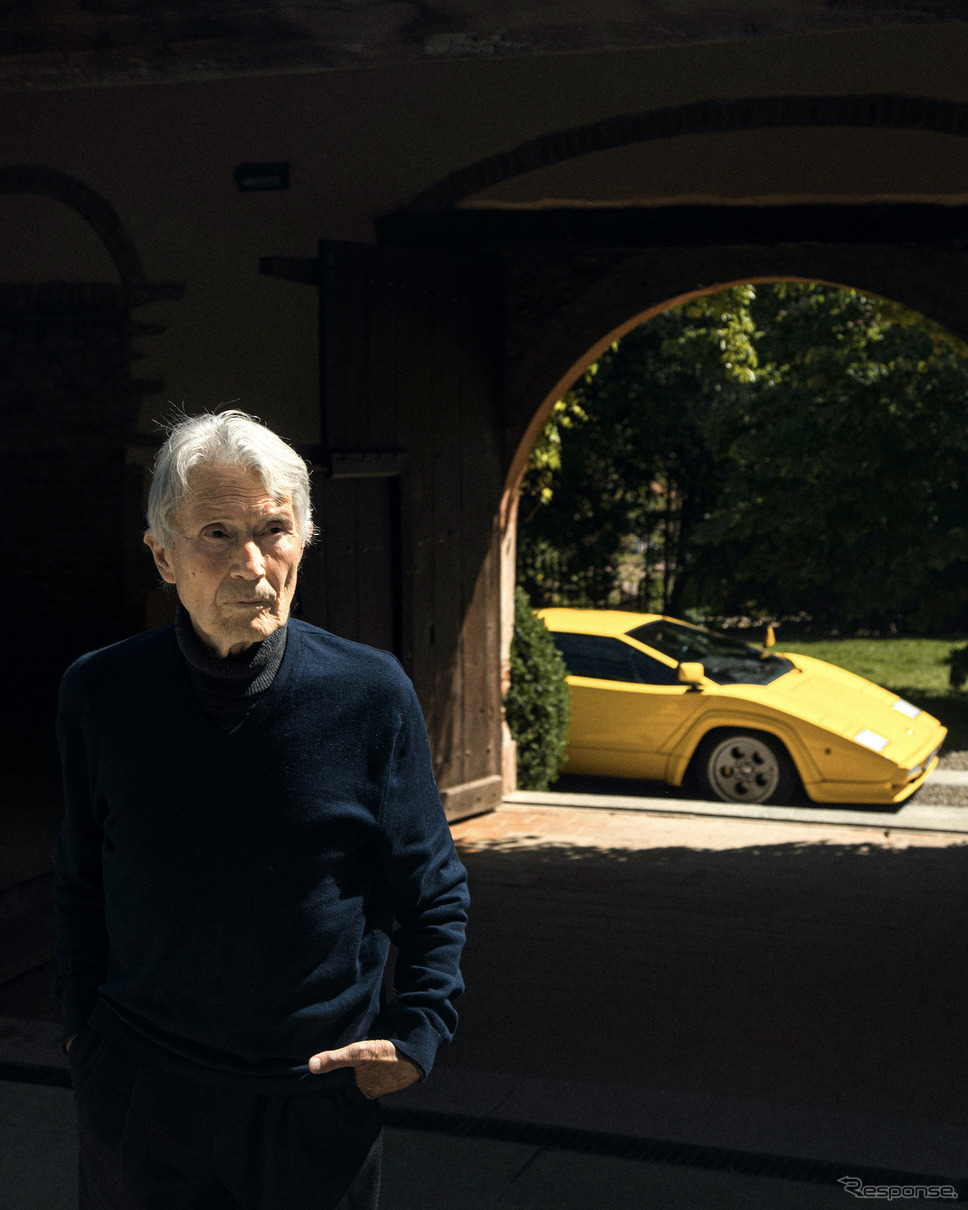 マルチェロ・ガンディーニ。初代カウンタックをデザインしたベルトーネのチーフデザイナー。のちフリーランス。《photo by Lamborghini》