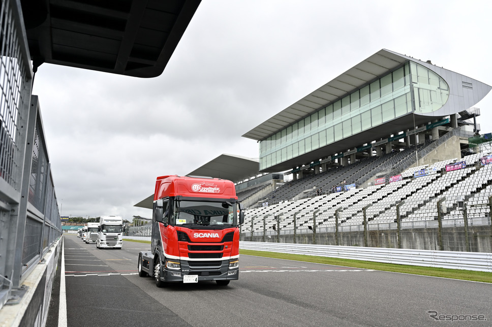 SUPER GT第3戦のトランポ群《写真撮影 雪岡直樹》
