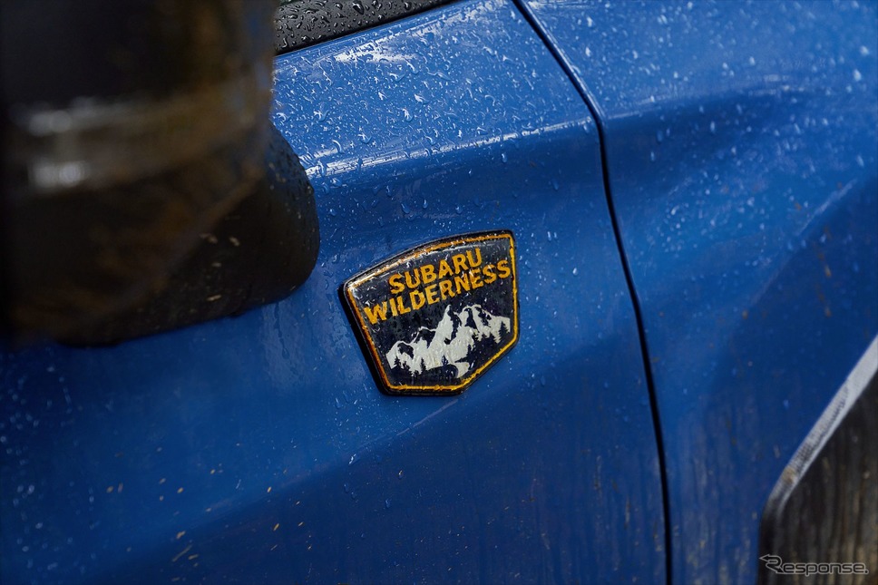 スバルの「ウィルダネス（Wilderness）」の名前を付した新型車のティザー写真《photo by SUBARU》