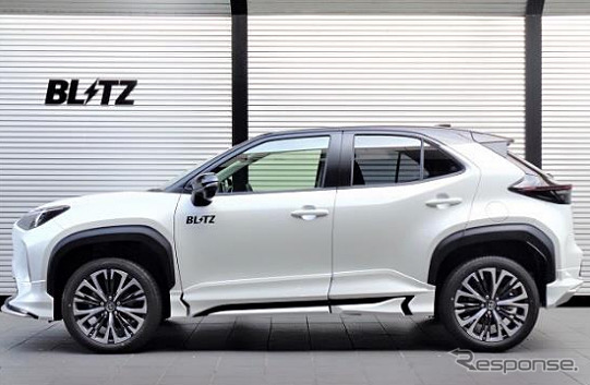 ヤリスクロス 車高調キット DAMPER ZZ-R リフトアップ仕様装着車両《写真提供 ブリッツ》