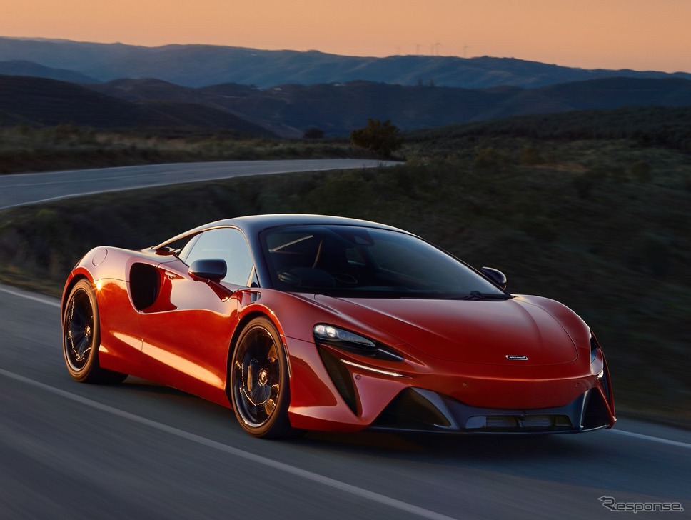 マクラーレン・アルトゥーラ《photo by McLaren Automotive》