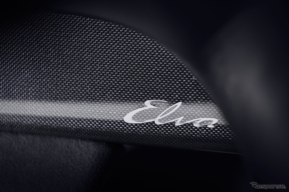 マクラーレン・エルバ のフロントウインドスクリーン装着車《photo by McLaren Automotive》