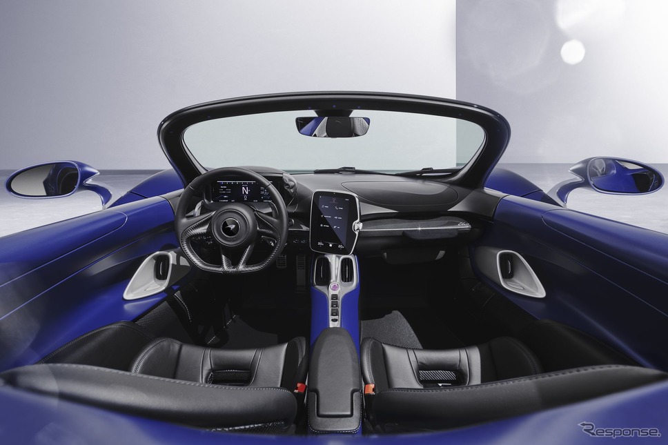 マクラーレン・エルバ のフロントウインドスクリーン装着車《photo by McLaren Automotive》