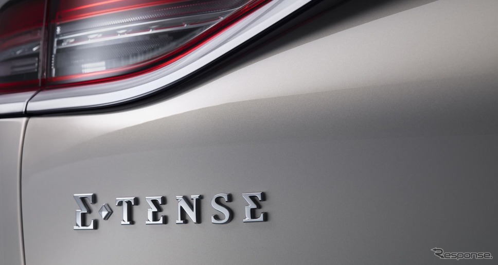 DSの DS3クロスバックE-TENSE《photo by DS》