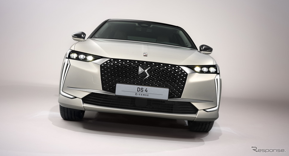 DS4 新型の E-TENSE《photo by DS》