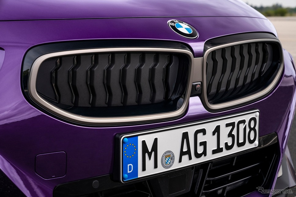 BMW 2シリーズ・クーペ 新型の「M240i xDrive」《photo by BMW》