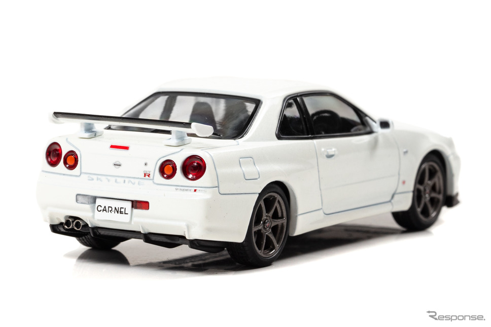 日産 スカイラインGT-R BNR34 VスペックIIニュル(ホワイトパール)