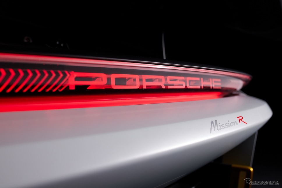 ポルシェ・ミッションR《photo by Porsche》