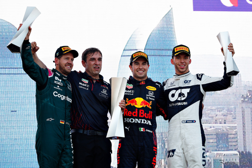 今季のアゼルバイジャンGPで3位に入ったガスリー(右端)。《Photo by AlphaTauri / Red Bull》