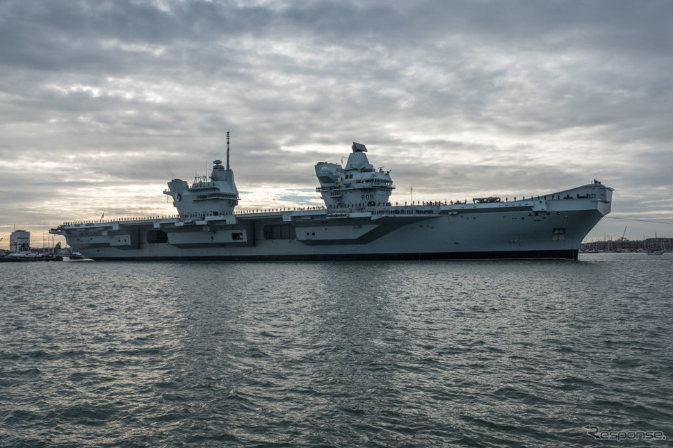 HMSクイーン・エリザベス（ポーツマス、2018年12月）《Photo by Matt Cardy/Getty Images News/ゲッティイメージズ》