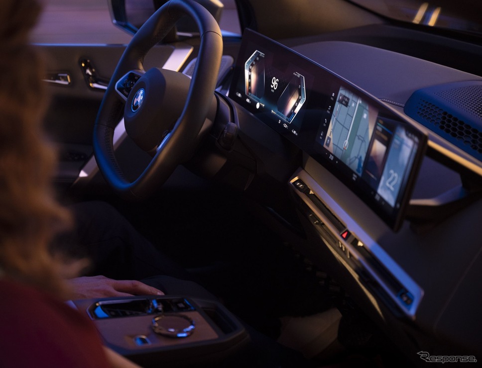 BMWの iDrive システム 新型《photo by BMW》