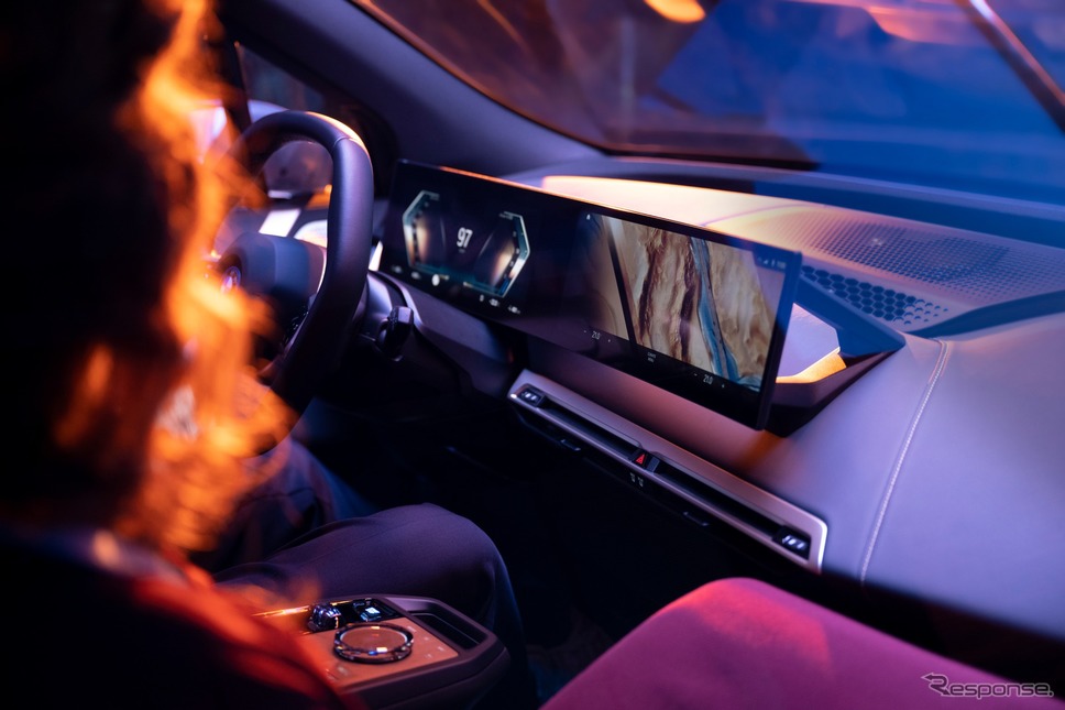 BMWの iDrive システム 新型《photo by BMW》
