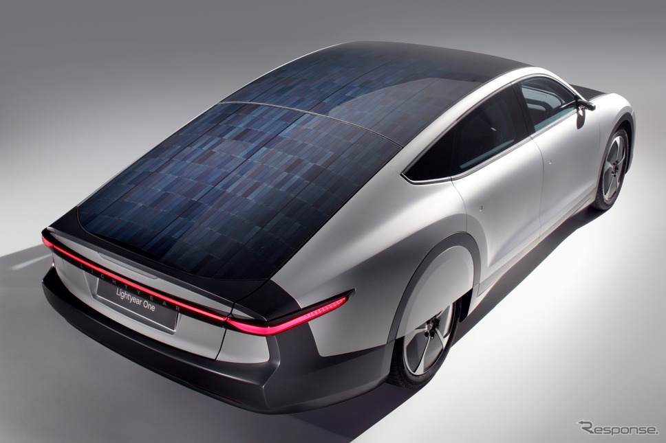ブリヂストン、Lightyear社の太陽光発電型EV向けに特別仕様タイヤを開発 （4月）《写真提供 ブリヂストン》