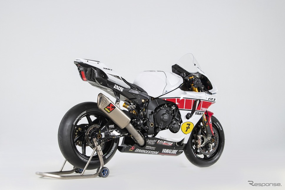 60周年記念カラーの「YZF-R1」《写真提供 ヤマハ発動機》