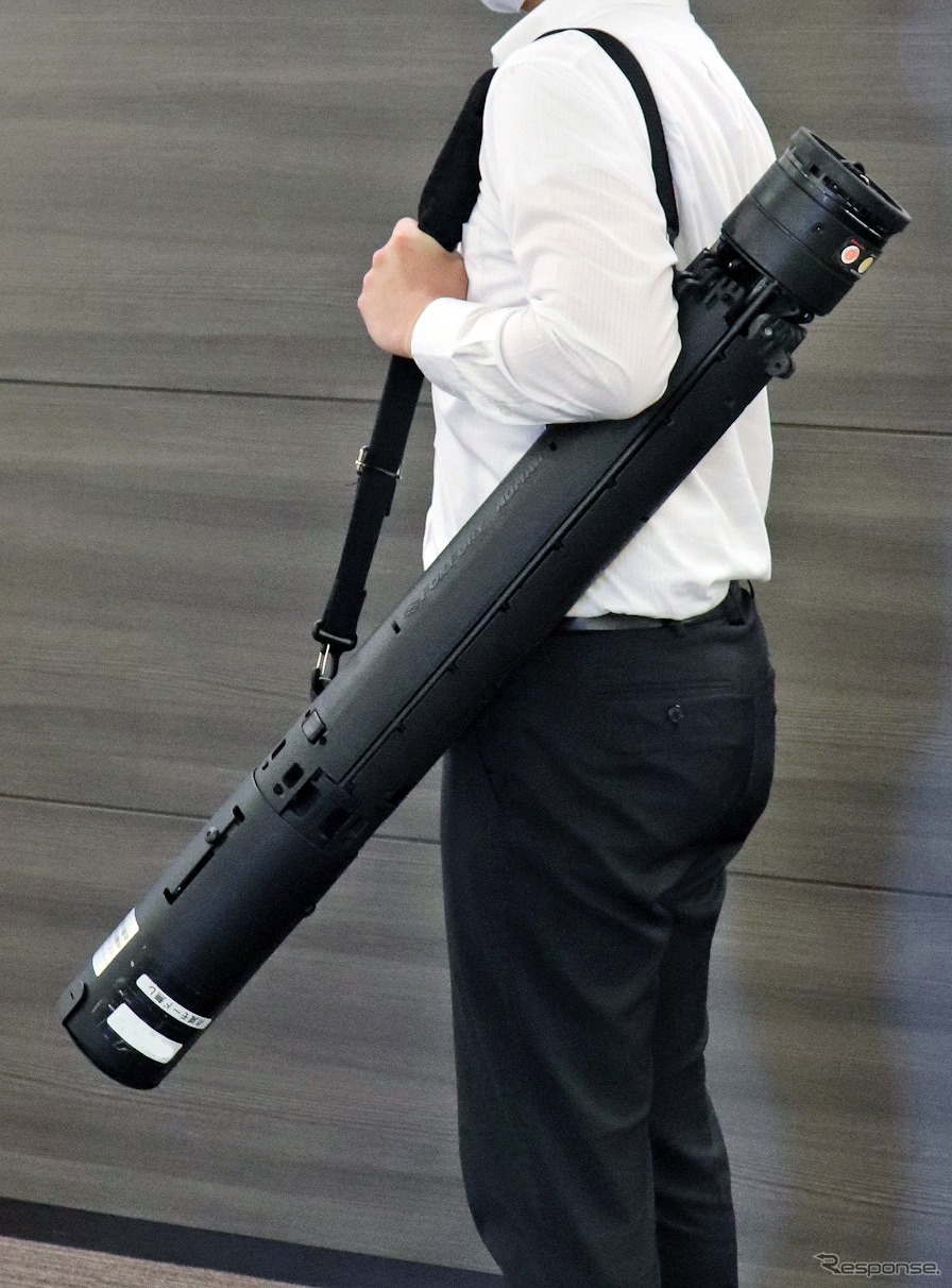 コンパクト収納で一人で持ち運び可能(LED投光器)《写真提供 モリタホールディングス》