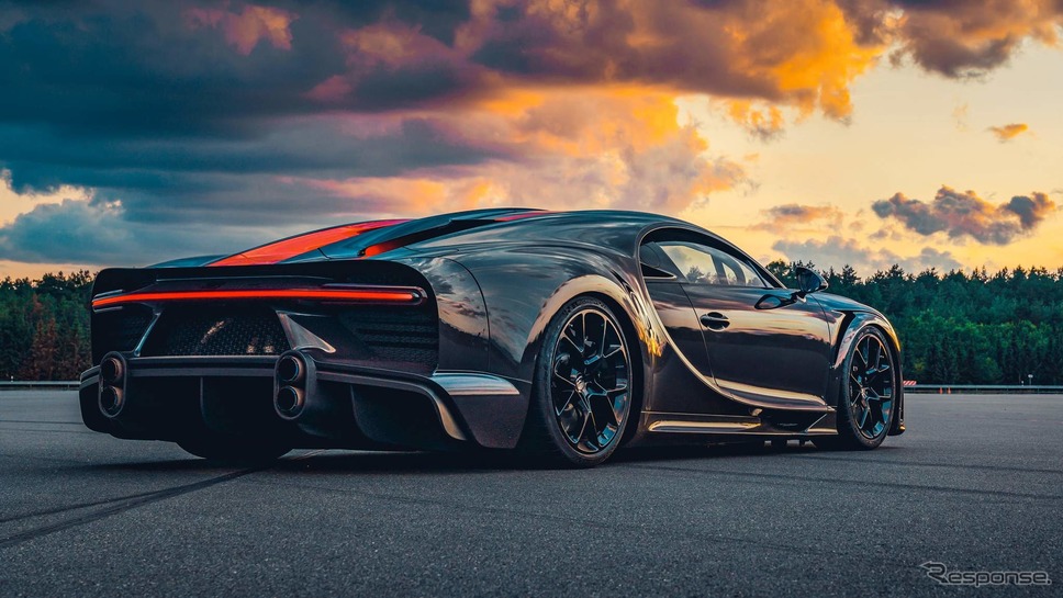 ブガッティ・シロン・スーパースポーツ 300+《photo by Bugatti》