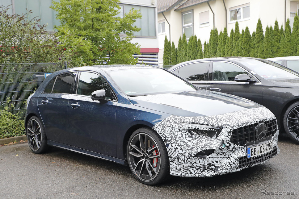 メルセデスAMG A35 改良新型(スクープ写真)《APOLLO NEWS SERVICE》