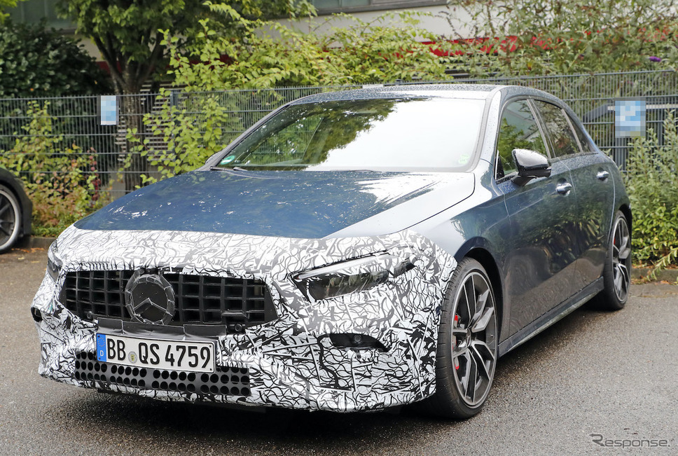 メルセデスAMG A35 改良新型(スクープ写真)《APOLLO NEWS SERVICE》