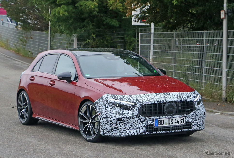 メルセデスAMG A35 改良新型(スクープ写真)《APOLLO NEWS SERVICE》
