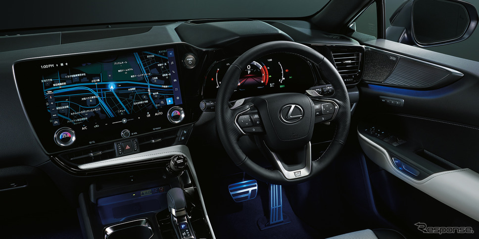 "F SPORT" コックピット《写真提供 トヨタ自動車》