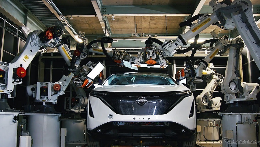 統合自動検査《写真提供 日産自動車》