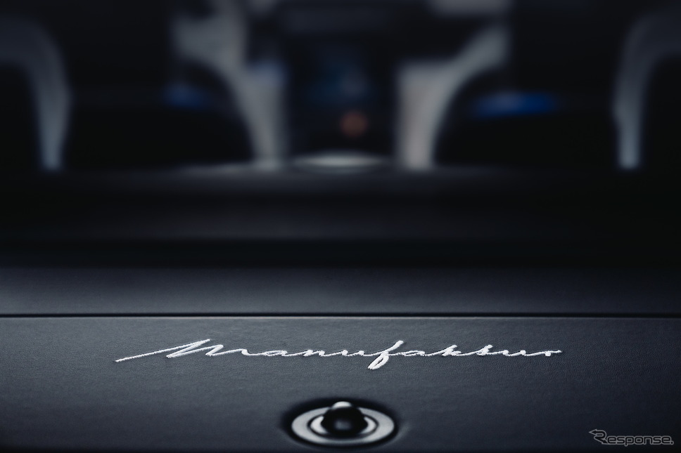 メルセデスベンツ Sクラス 新型の「マヌファクトゥーア」仕様《photo by Mercedes-Benz》