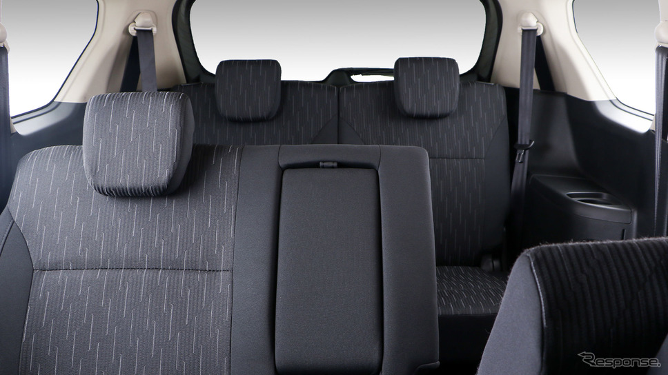 トヨタ・ルミオン 新型《photo by Toyota》