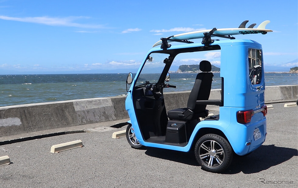 EV-LANDの「EV TUKTUK」《写真提供 アソモビ実行委員会》