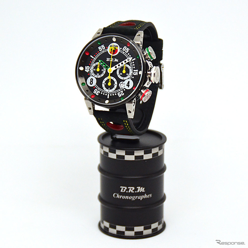 V12-46-N-ABARTH(税込154万円)《写真提供 Motorimoda》