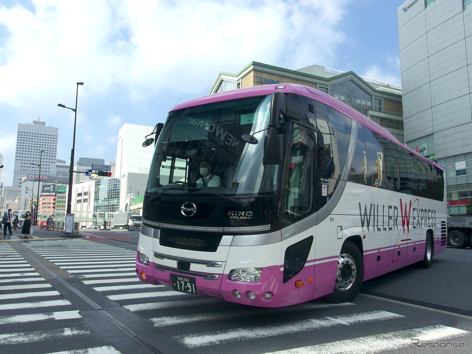 東京のバスタ新宿《写真提供 高木啓》