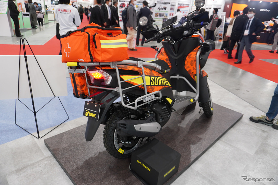 ヤマハ発動機の悪路対応防災コミューター『ラフロード トリシティ コンセプト』《写真撮影 宮崎壮人》