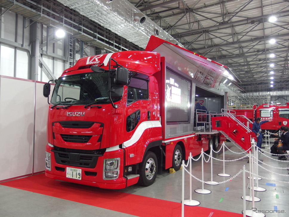 東京消防庁(危機管理産業展2021)《写真撮影 高木啓》
