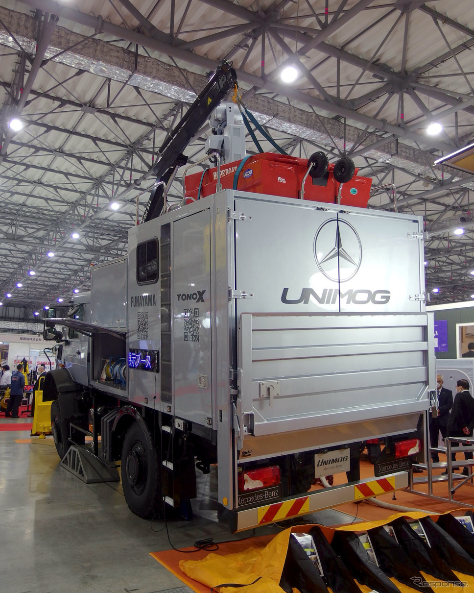 船山/ウニモグ(危機管理産業展2021)《写真撮影 高木啓》
