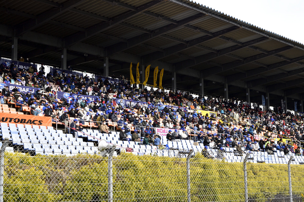 SUPER GT第6戦AUTOPOLIS GT 300km RACE《写真撮影 雪岡直樹》