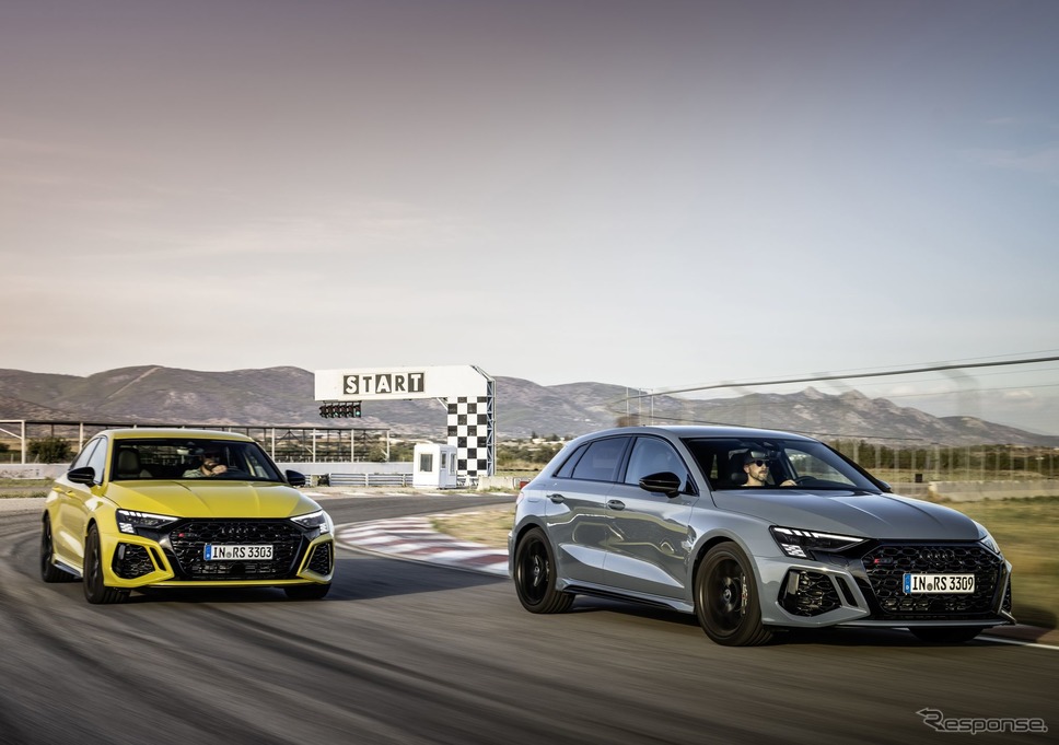 アウディ RS3 セダン 新型と RS3 スポーツバック 新型《photo by Audi》